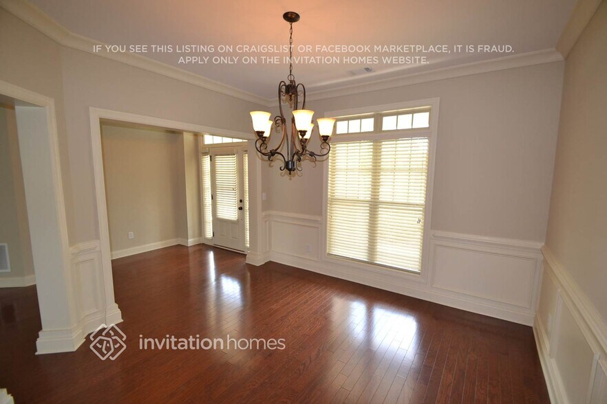 Building Photo - 427 Sweetwater Bridge Cir