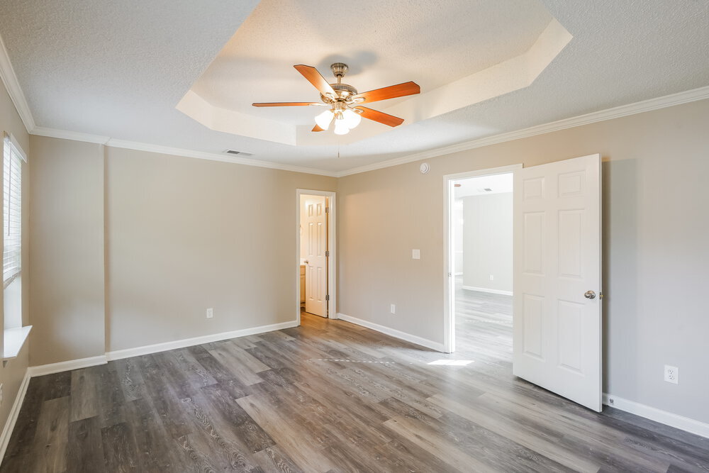 Building Photo - 3944 Rock Creek Dr