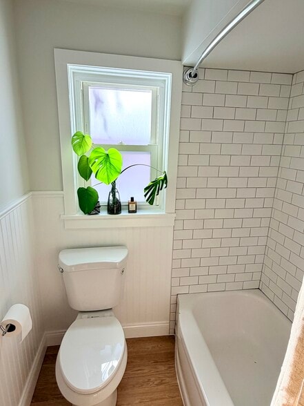 Building Photo - 11 Spring St