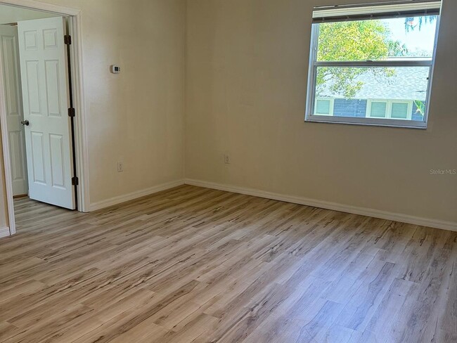 Building Photo - 623 Beckett Way