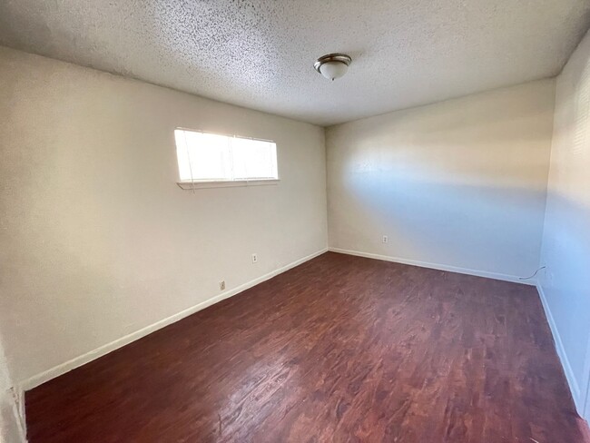 Building Photo - 3107 Atkinson Ave