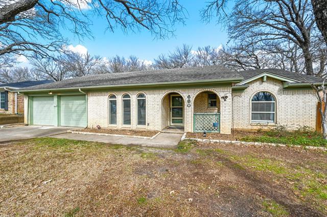 Primary Photo - 660 Springhill Dr
