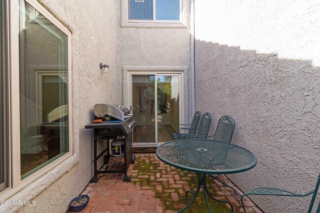 Building Photo - 646 Via Colinas