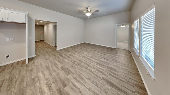 Building Photo - 5317 Malpaso Crk Dr