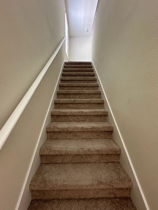 Building Photo - Awesome house for rent in Winter Garden