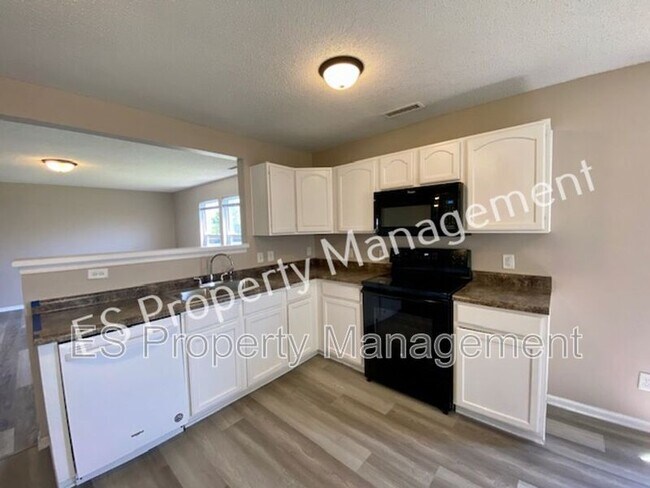 Building Photo - 8415 Ash Grove Dr