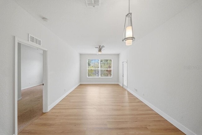 Building Photo - 3190 Dante Dr