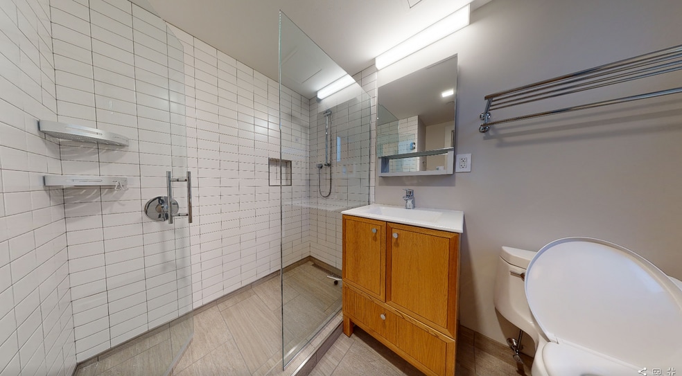 Building Photo - 114 Mount Auburn St