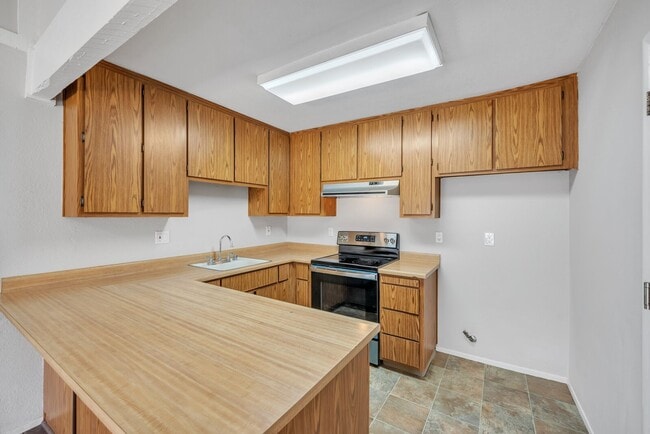 Building Photo - 6854-6854 Concert Way