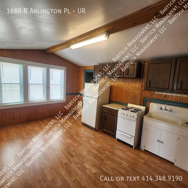 Building Photo - 1660 N Arlington Pl