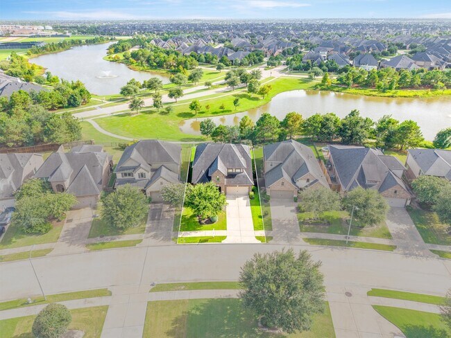 Building Photo - 28131 Scenic Shore Ln
