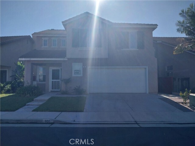 Building Photo - 935 Redtail Dr