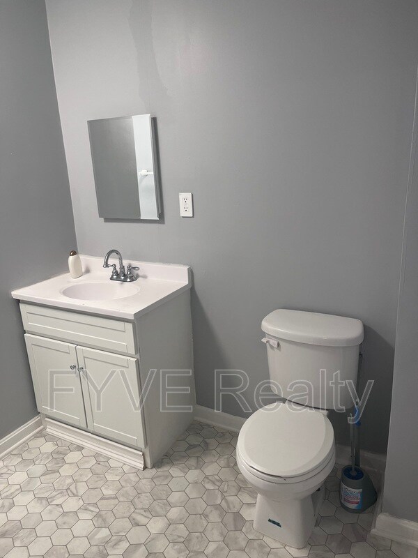 Building Photo - 203 N Carey St