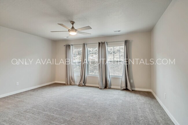Building Photo - 5002 N Marble Fox Way