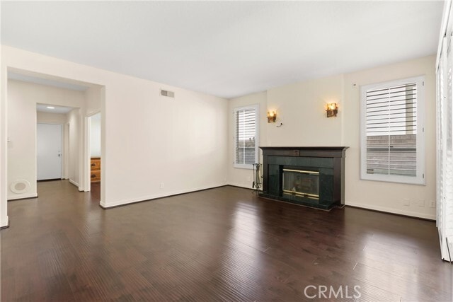Building Photo - 872 S Briar Rose Ln