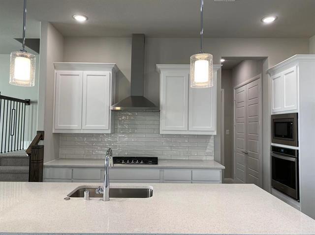 Building Photo - 13034 Scissortail Dr
