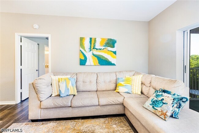 Building Photo - 6361 Aragon Way