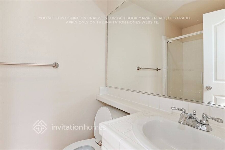 Building Photo - 28931 Canyon Oak Dr