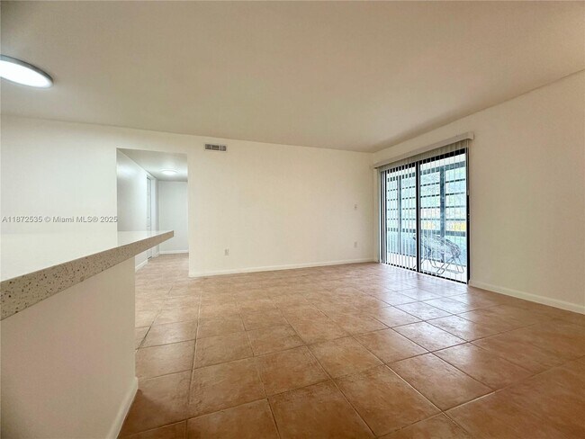 Building Photo - 9701 Hammocks Blvd