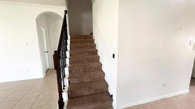 Building Photo - 10831 Wall Fern Way