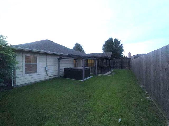 Building Photo - 3608 Cottonwood Rd