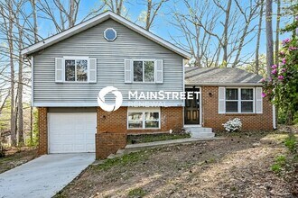 Building Photo - 4 Bedroom Pet-Friendly Home in STONE MOUNT...