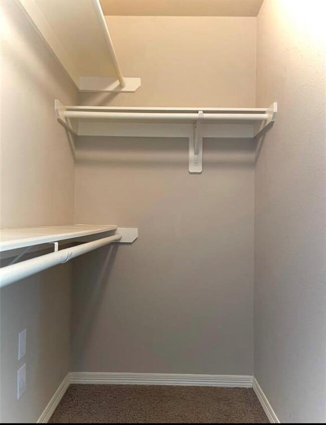 Building Photo - 25231 Florina Ranch Dr