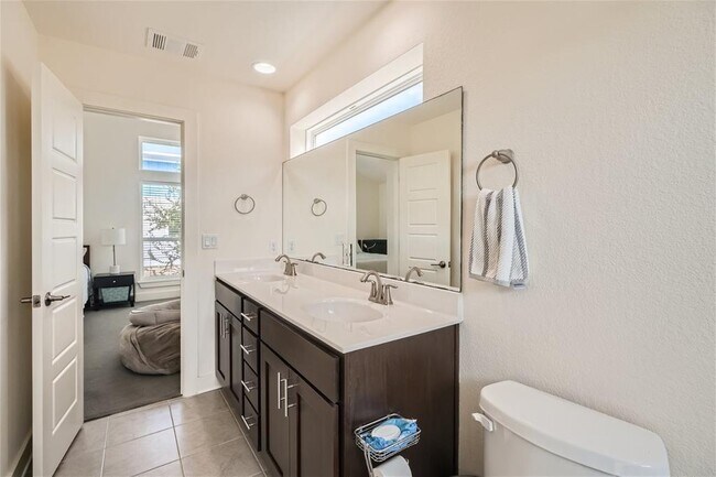 Building Photo - 2917 Stock Dr