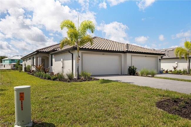 Building Photo - 19597 Hinkley Dr