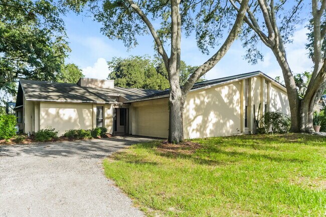 Building Photo - 1024 Old Magnolia Cove