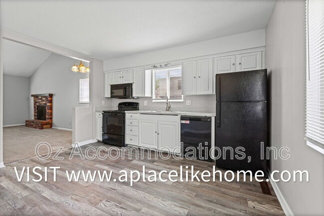 Building Photo - 9702 Shepherds Dr