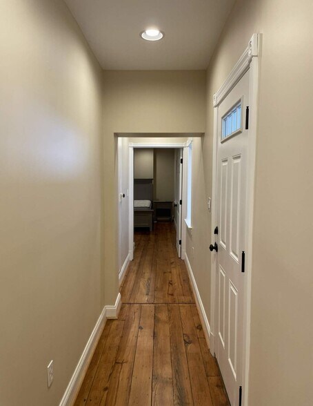 Building Photo - 2553 Buckeystown Pike