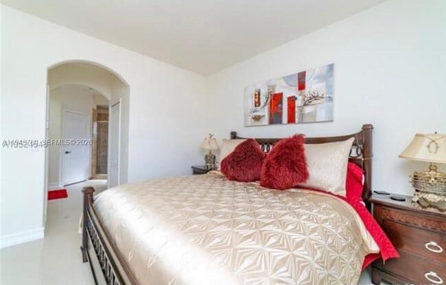 Building Photo - 16588 SW 44th St