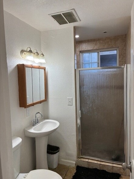 Building Photo - 12331 Alpine Ave