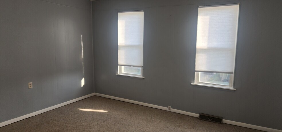 Building Photo - 406 Washington Ave