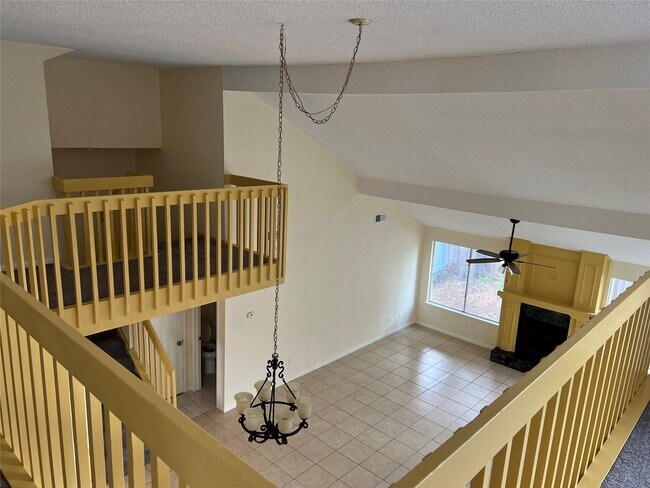 Building Photo - 12810 Ashford Meadow Dr
