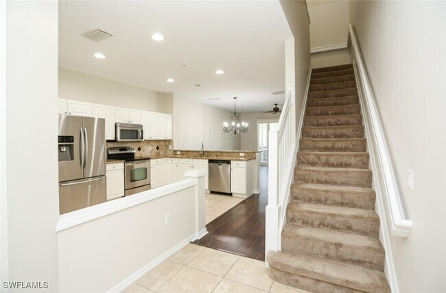Building Photo - 796 Hampton Cir