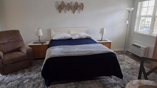 Building Photo - 10027 Perfect Dr