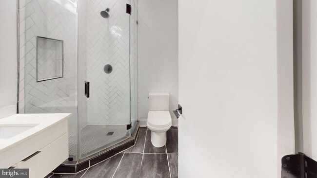 Building Photo - 1117 24th St NW