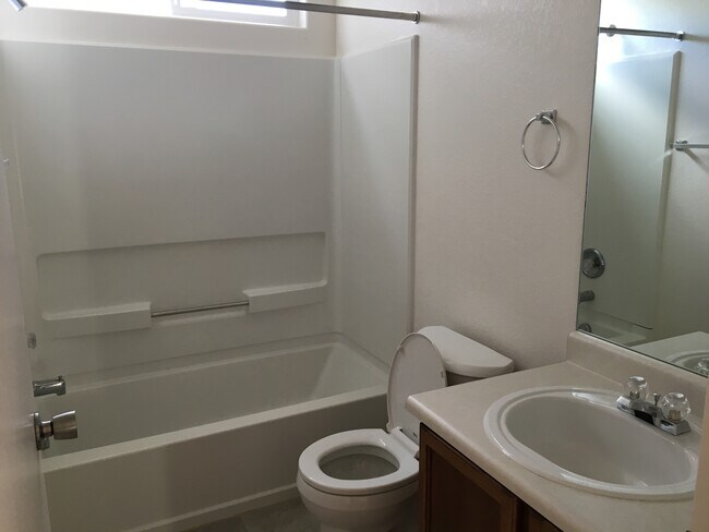 Second Bath - 6430 Sonny Blue Drive