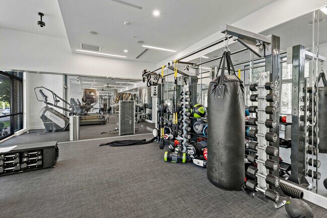 Building Photo - 164-172 Cherry Street-SI ID1273596P