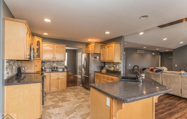 Building Photo - Ready January 1, 2026!!!