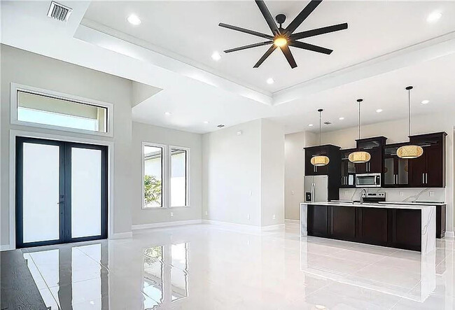 Building Photo - 4406 NW 20th Terrace