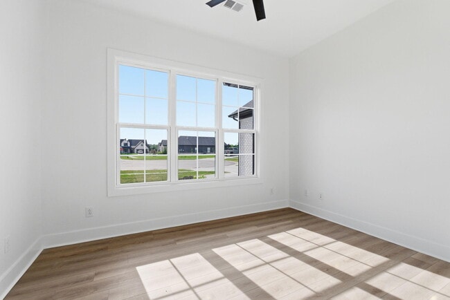Building Photo - 406 Cheyenne Ct