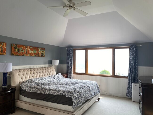 Building Photo - 4628 175th Ave SE