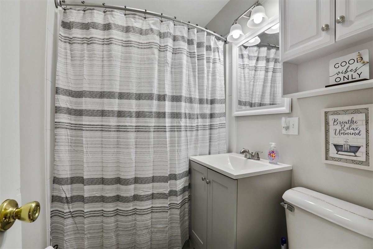 Newly renovated bathroom! - 903 N Gregory St