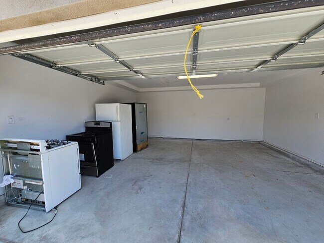 Building Photo - 23(1456,1458)