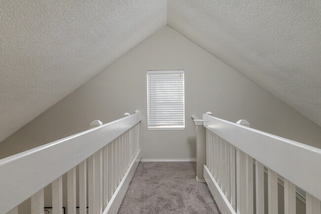 Building Photo - 2700 Ansley Ct