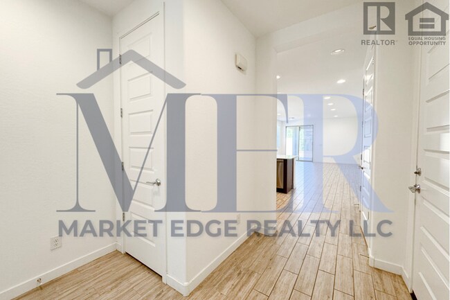 Building Photo - 5Bed/3Bath Home in Vistancia! $399 MOVE-IN...