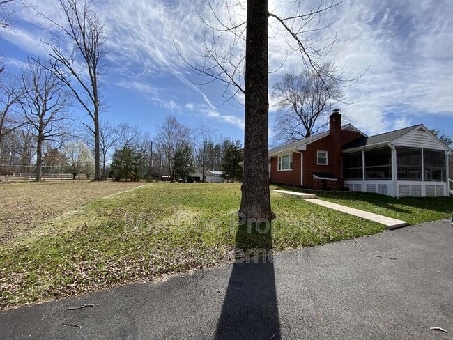 Building Photo - 15101 Spotswood Furnace Rd